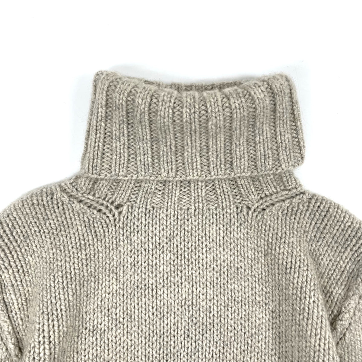 ERMANNO SCHERVINO / ピュアカシミヤタートルネックニット 参考定価：280,000程度 SIZE:S