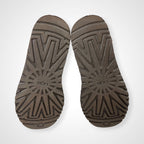 UGG アグ / CLASSIC SHORT ムートンブーツ ブラウン 5825 試着程度 参考定価：30,000程度 SIZE：24cm