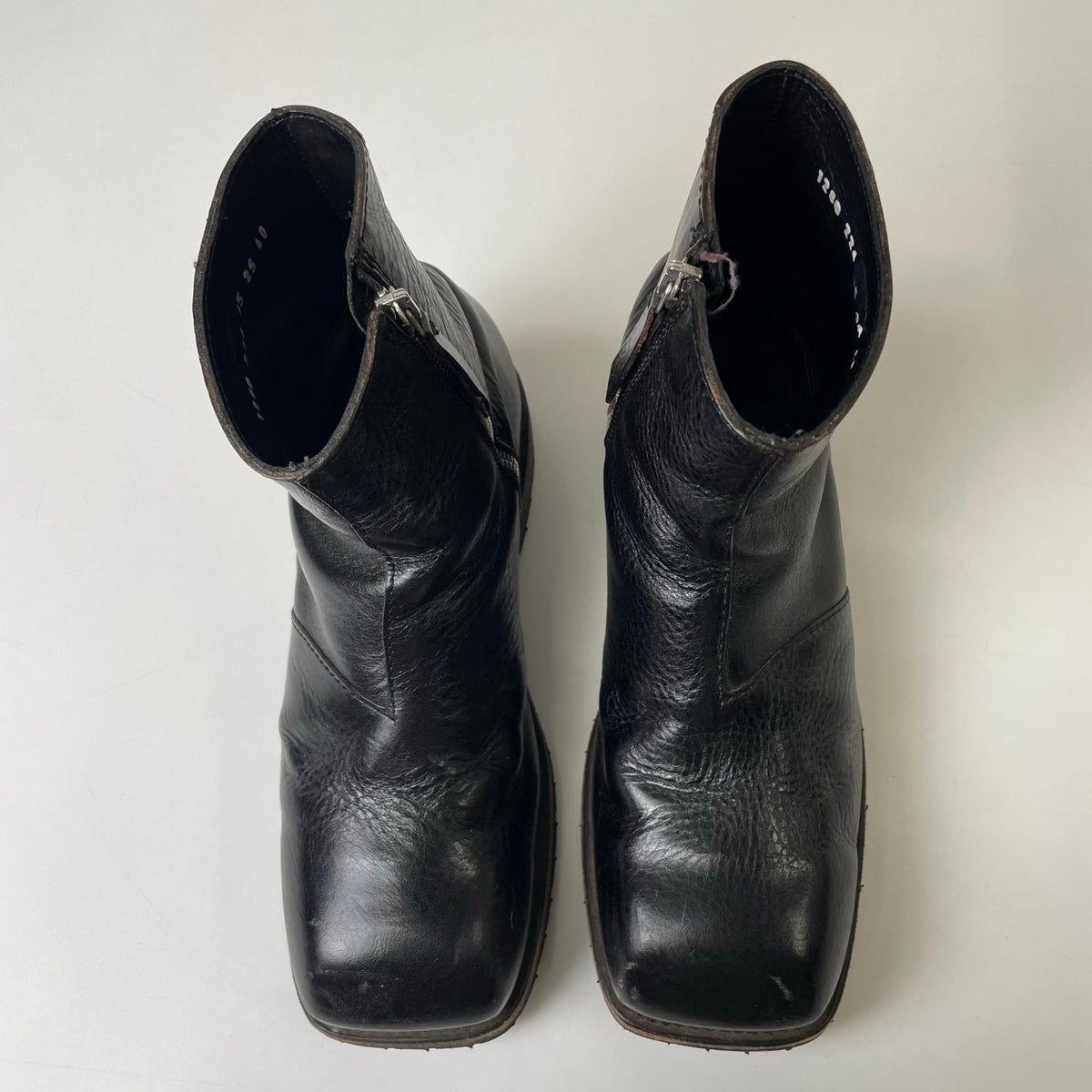 OUR LEGACY / engine boot 箱付 参考定価：137,000+tax SIZE:40