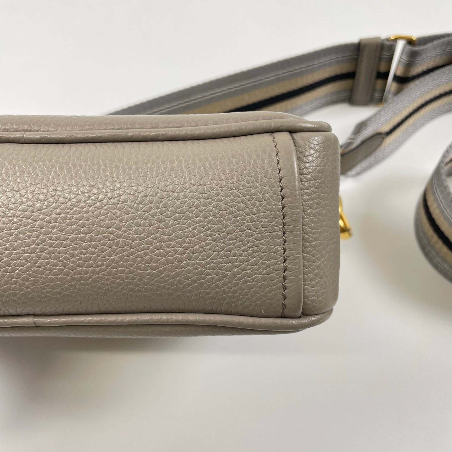 PRADA / レザーショルダーバッグ 極美品 VITELLO PHENIX 1BH096