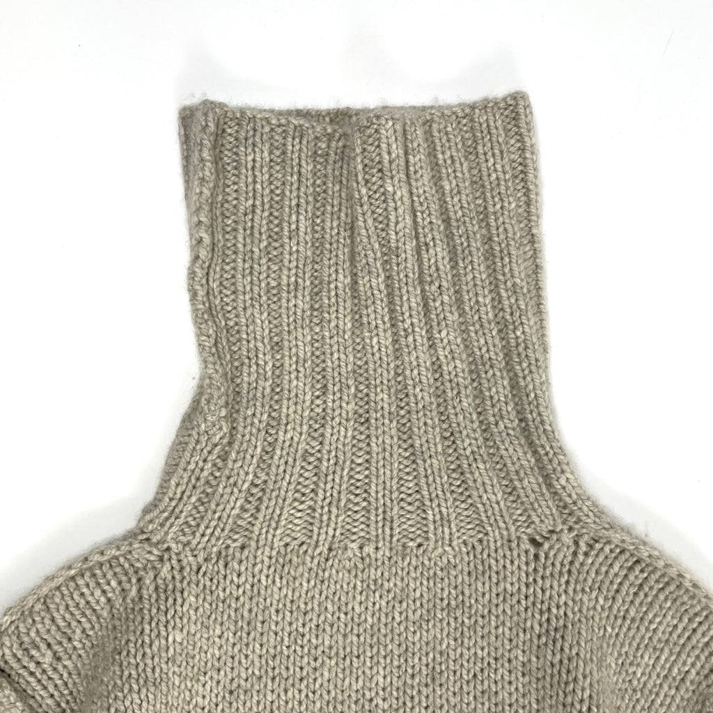 ERMANNO SCHERVINO / ピュアカシミヤタートルネックニット 参考定価：280,000程度 SIZE:S