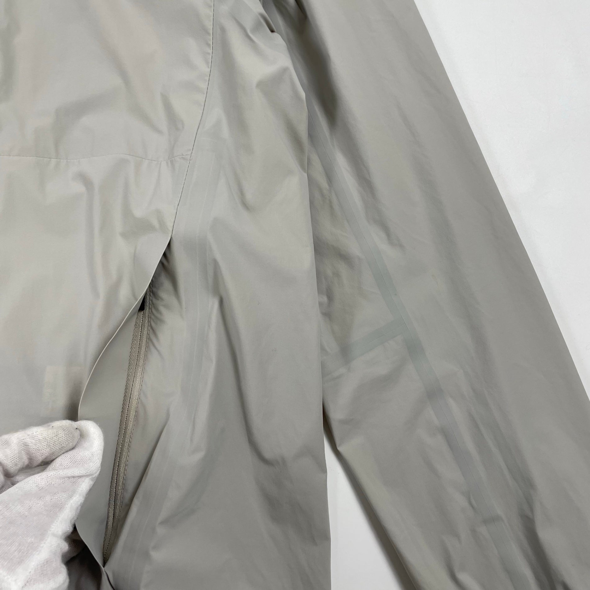 MONOBI モノビ / Journey Windbreaker 参考定価：70,000程度 SIZE:M