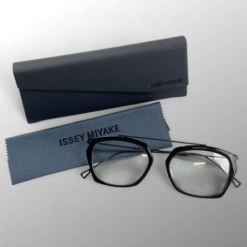 【極美品】 ISSEY MIYAKE × 金子眼鏡 / HEXAGON-S アイウェア 度なしクリアレンズ SIZE：52□17