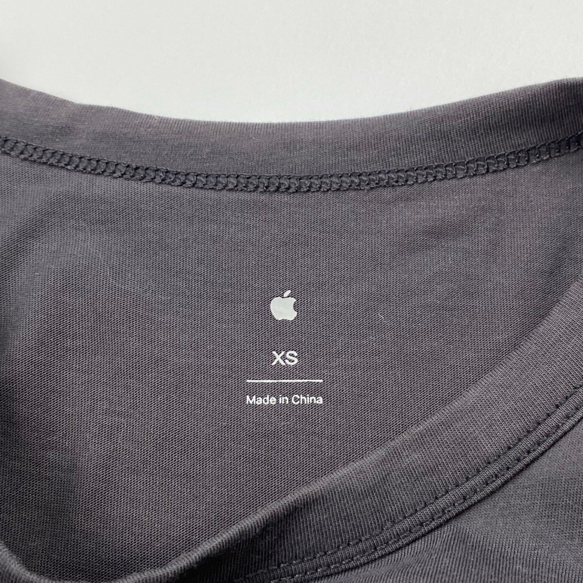 日本未発売品 APPLE アップル / アップルロゴ Tシャツ INFINITE LOOP SIZE：XS