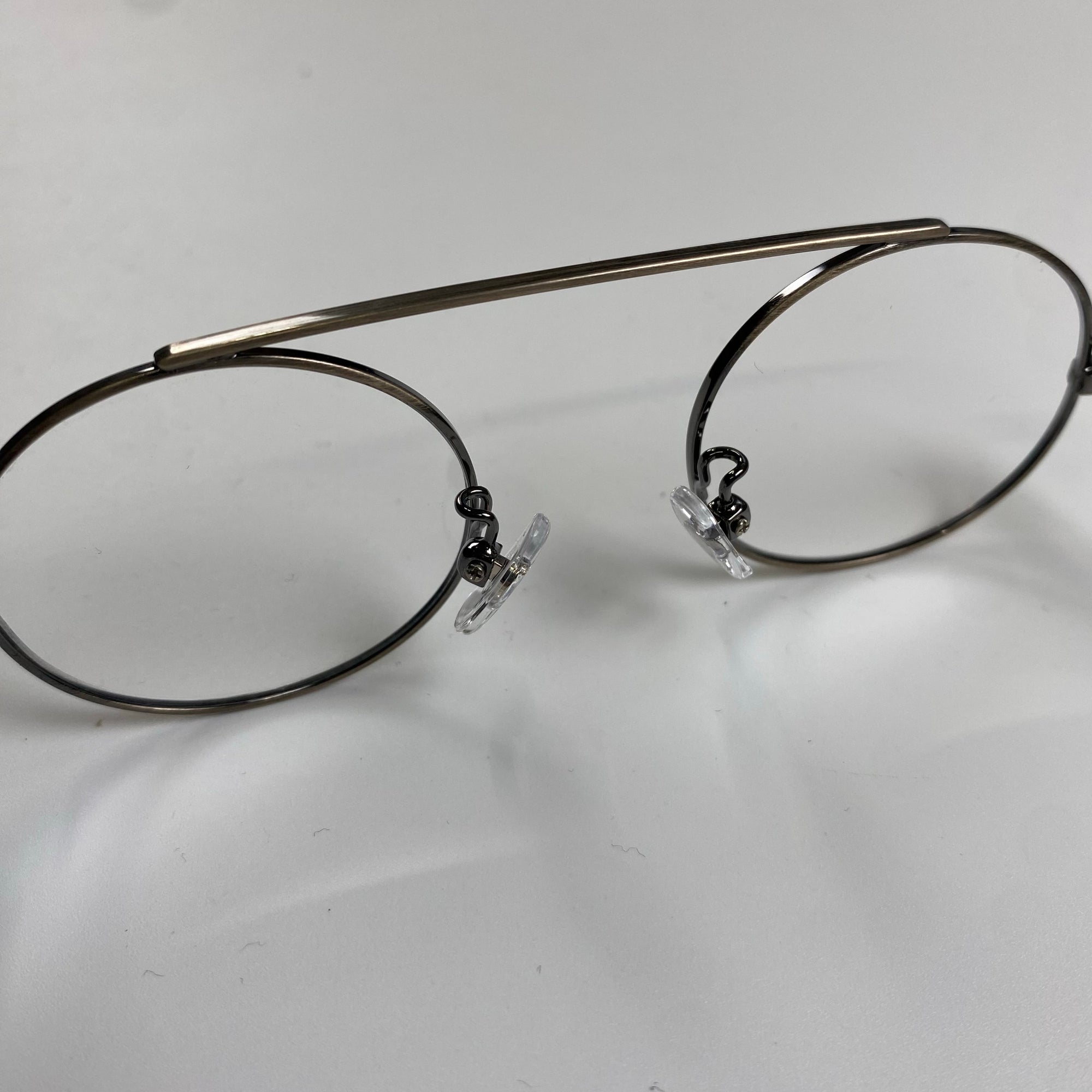 金子眼鏡 × 井戸多美男 【手造】シリーズ / サンプラチナ バーブリッジ 度なしクリアレンズ 参考定価：52,000+tax