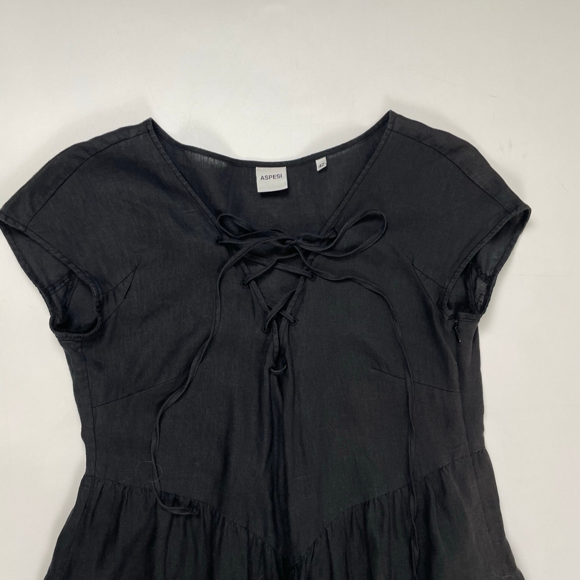 ASPESI / リネンティアードワンピース 参考定価：70,000程度 SIZE:42