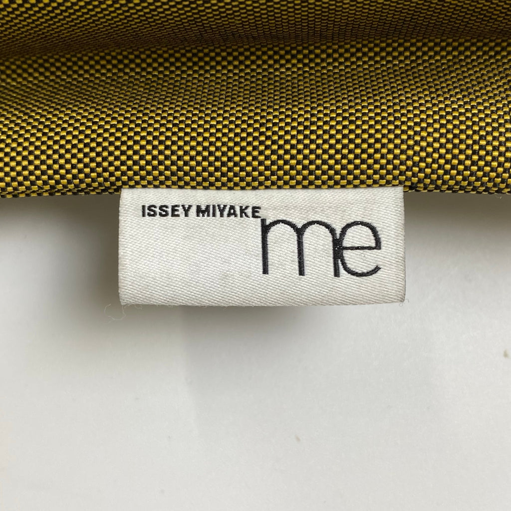 me ISSEY MIYAKE ミー イッセイミヤケ / プリーツショルダーバッグ フラップ付 カーキ B5サイズ