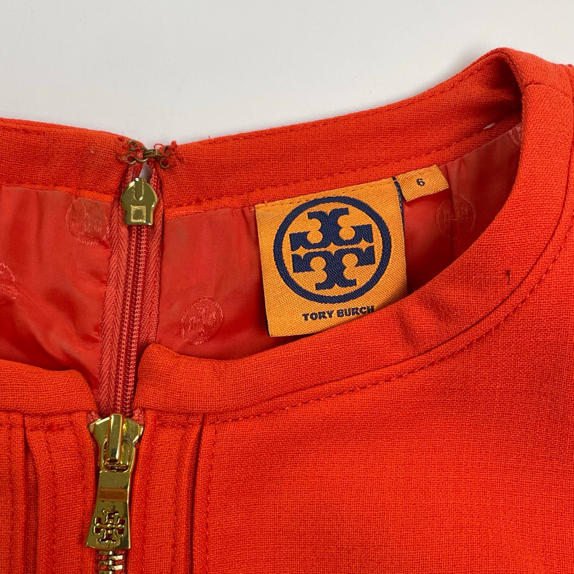 TORY BURCH トリーバーチ / ジップデザインワンピース オレンジ 参考定価：50,000程度 SIZE：6