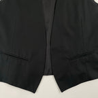BLACK BARRETT BY Neil Barrett / バックボタン ミニマルベスト ジレ 参考定価：30,000程度 SIZE:3
