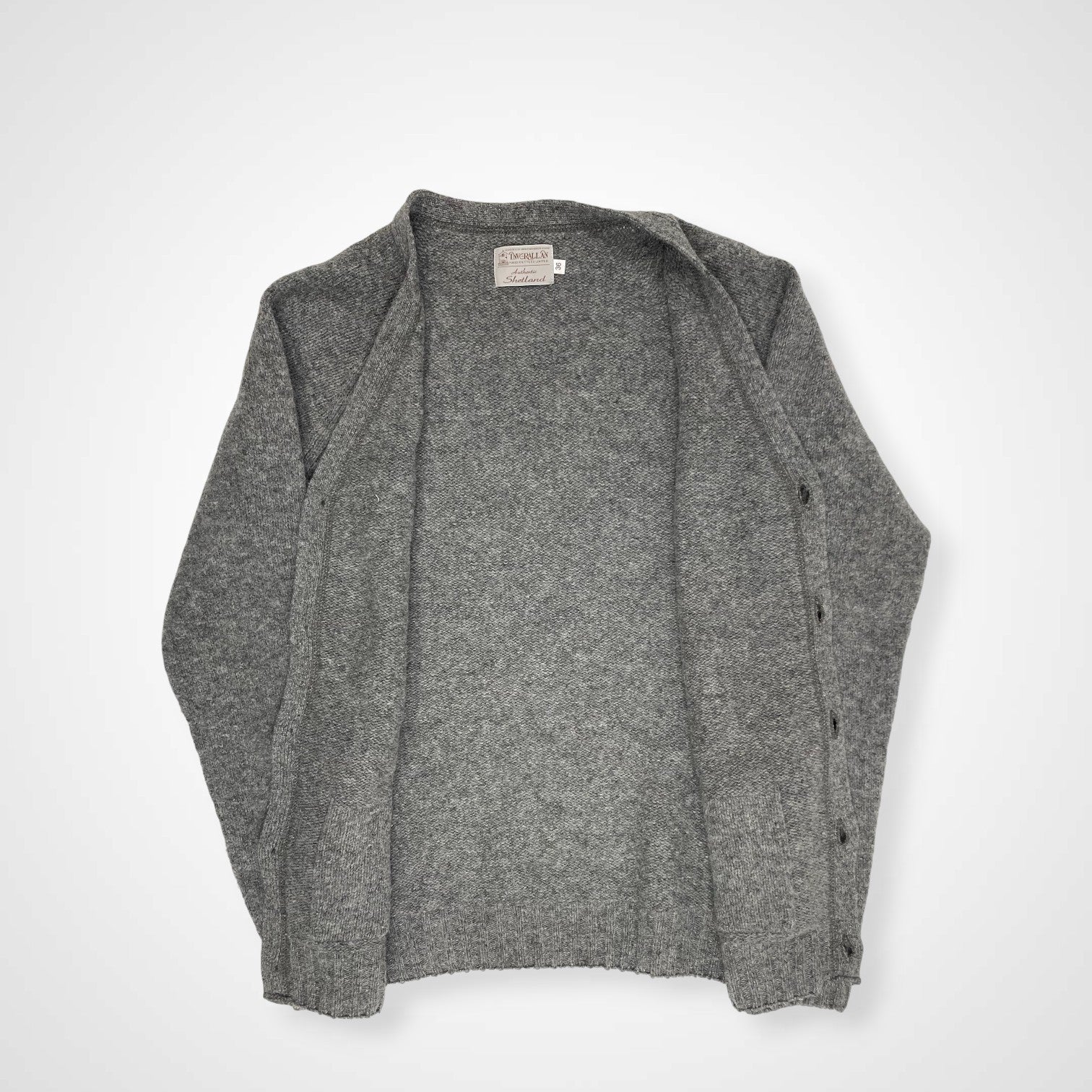 INVERALLAN インバーアラン / シェットランドウールカーディガン ウッドボタン 参考定価：30,000程度 SIZE:36