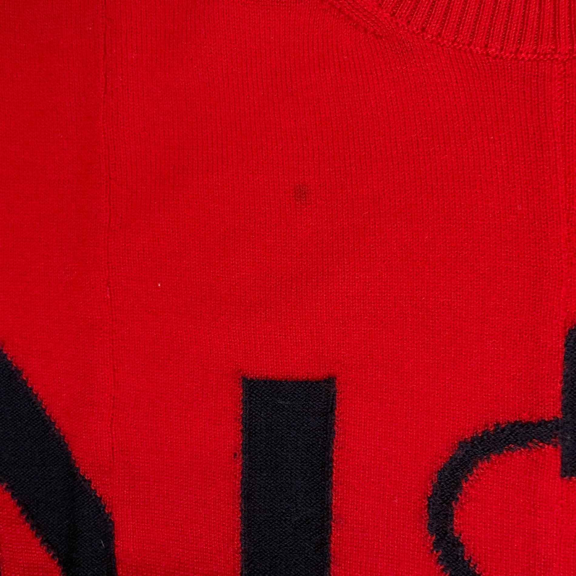 N°21 ヌメロヴェントゥーノ / 再構築ロゴウールニット 参考定価：60,000程度 SIZE：M