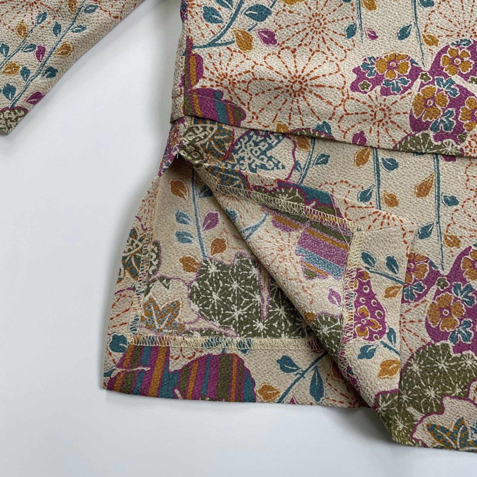 詩仙堂 / ちりめんノーカラージャケット 植物文様 日本製 参考定価：30,000程度 SIZE:FREE