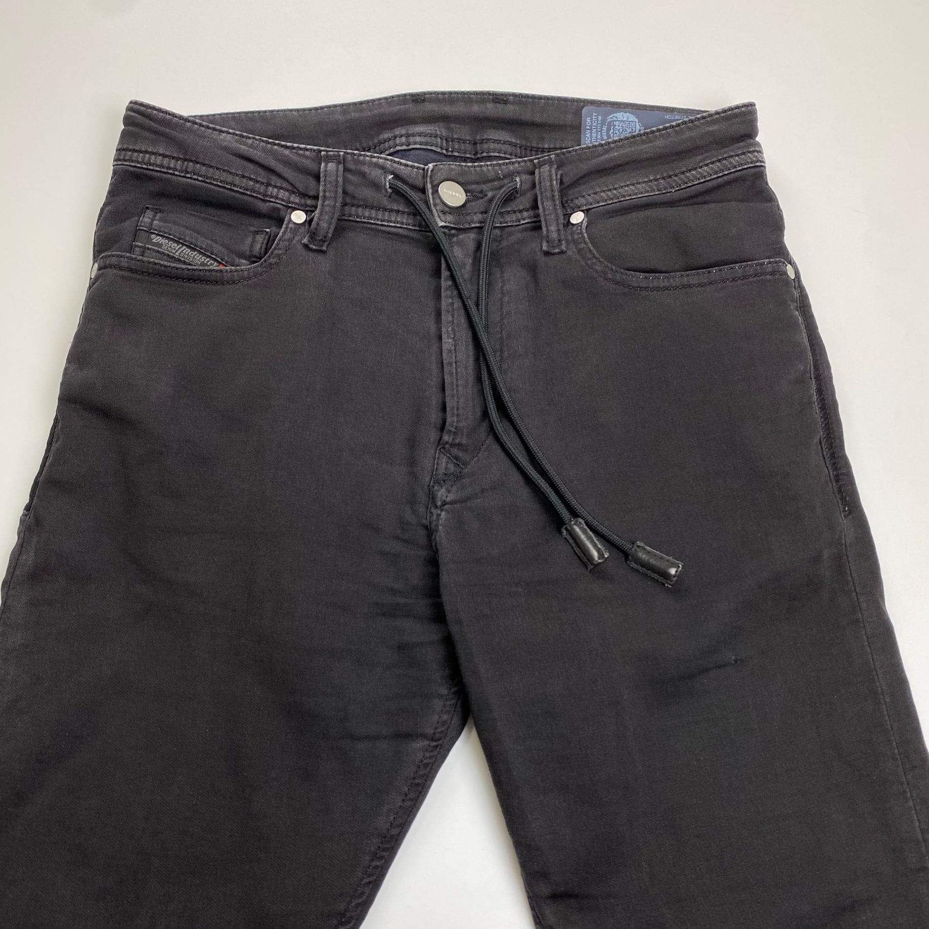 DIESEL ディーゼル / DEEPZIP-NE ジョグジーンズ ブラック 参考定価：45,000程度 SIZE:26