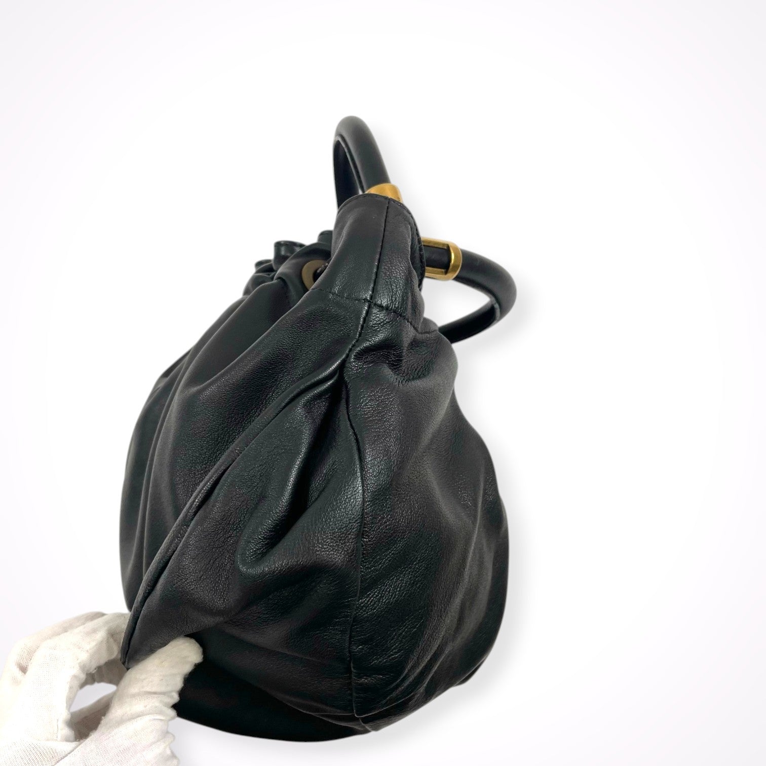 EMPORIO ARMANI / レザーボールハンドバッグ 参考定価：120,000程度