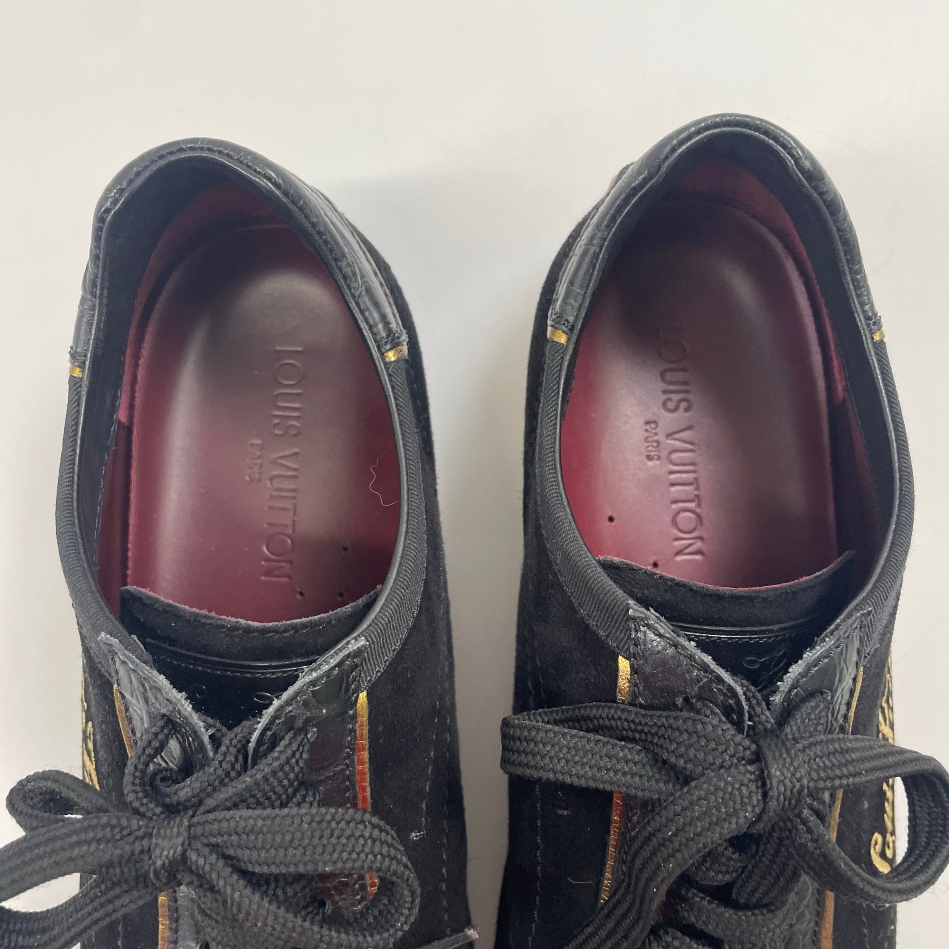 LOUIS VUITTON ルイ・ヴィトン / 筆記体ロゴ スウェードレザースニーカー 参考定価：160,000程度 SIZE:6 1/2