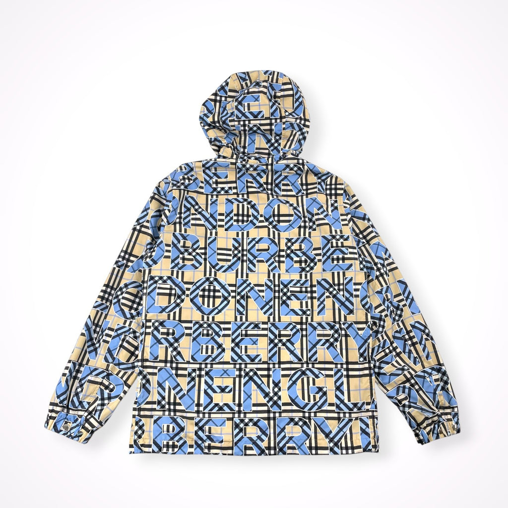 BURBERRY / ロゴ ナイロンジップアップパーカー 参考定価：170,000程度 SIZE:S