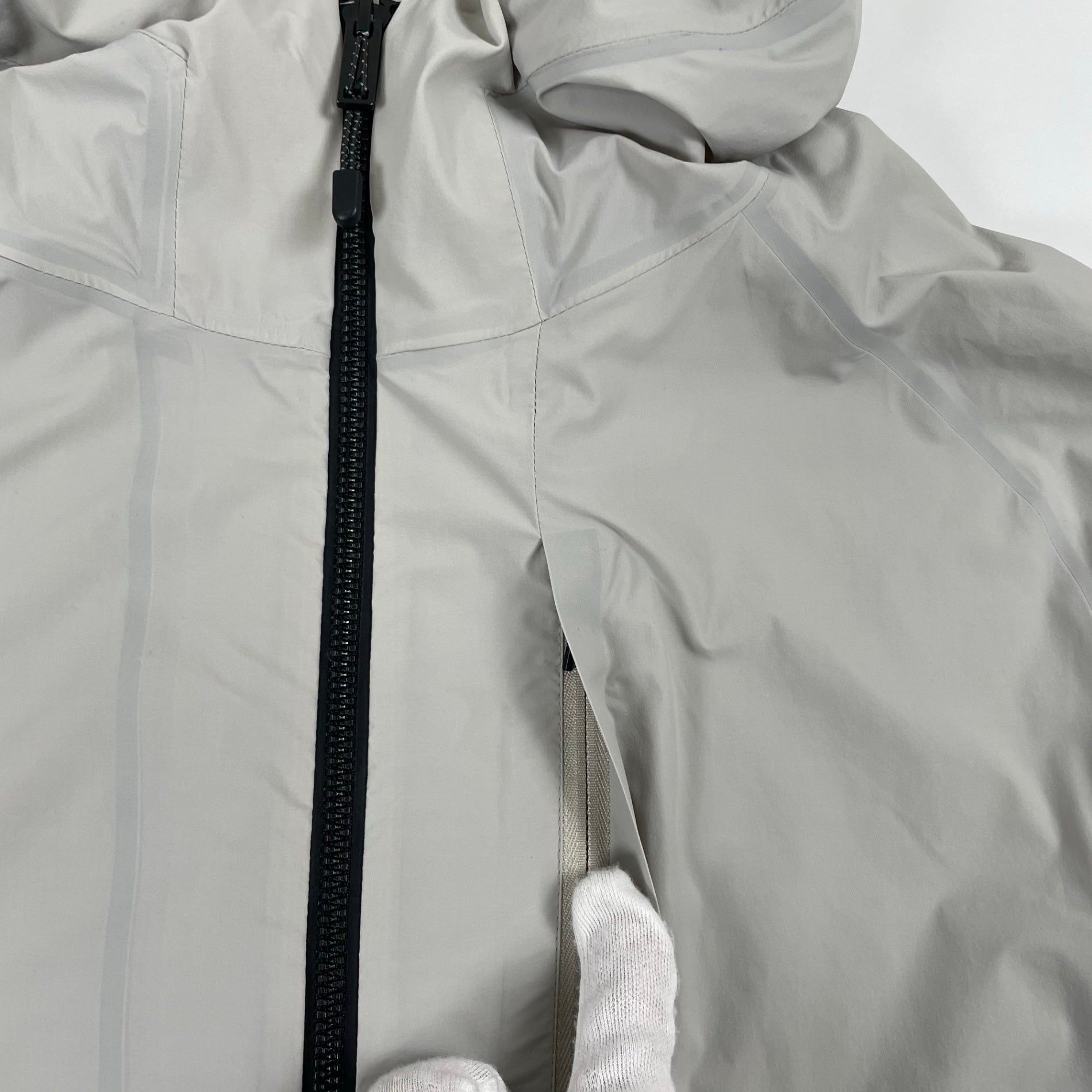 MONOBI モノビ / Journey Windbreaker 参考定価：70,000程度 SIZE:M