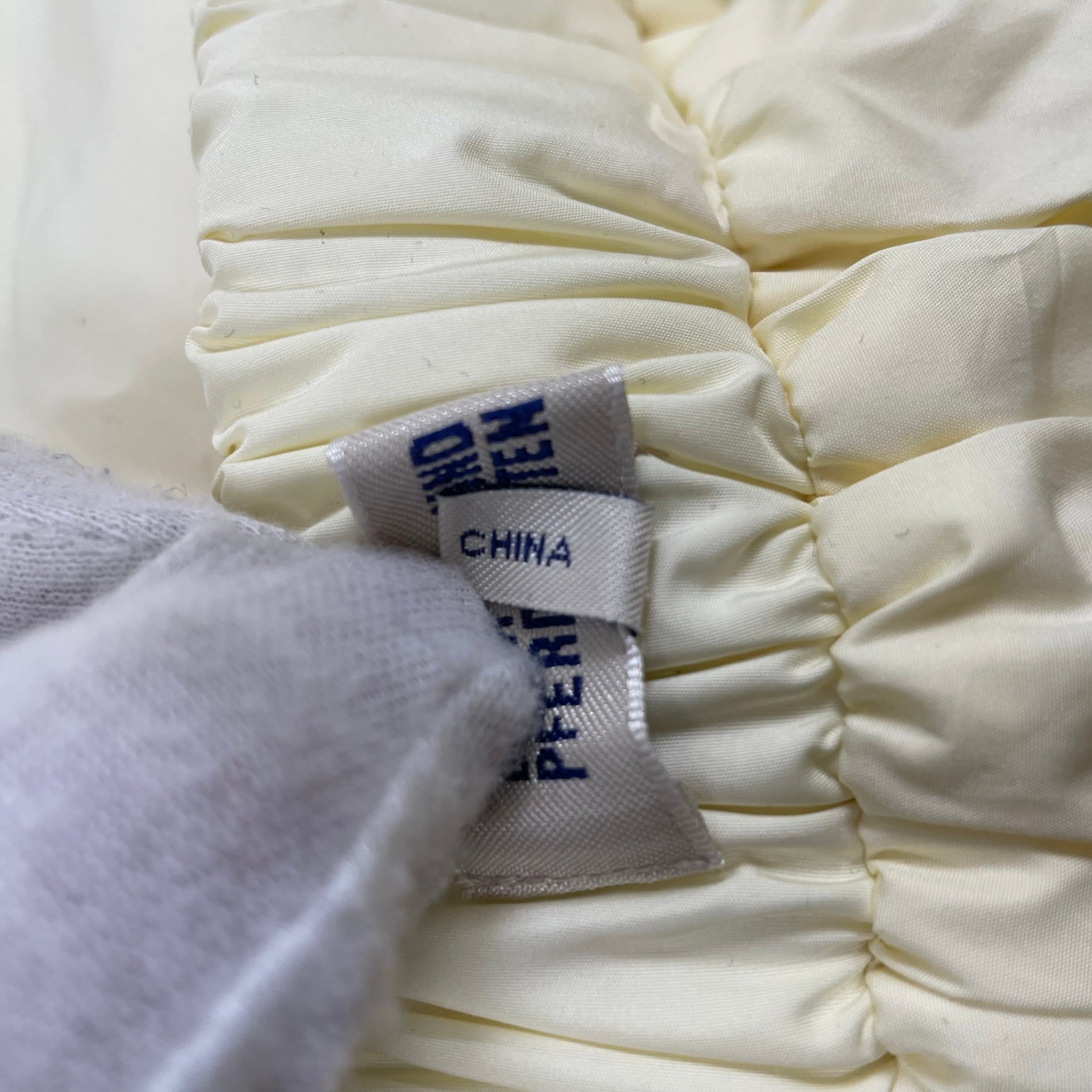 BAUM UND PFERDGARTEN バウムウンドヘルガーテン / Thinsalateスカート イエロー BEAMS取扱い 参考定価：40,000程度 SIZE:36