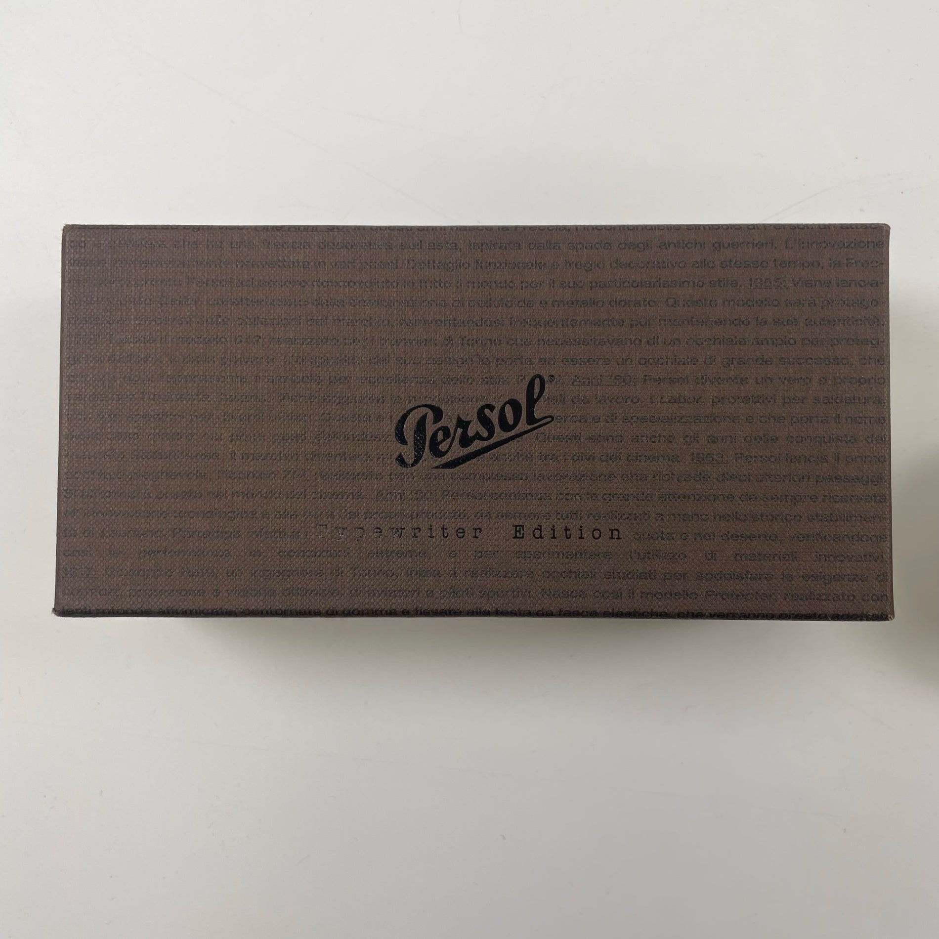 Persol / ボストンサングラス Typewighter Edition 参考定価：32,000+tax SIZE:47□22
