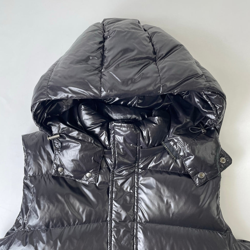 TATRAS / FORNACISダウンベスト 参考定価：74,000程度 SIZE:03