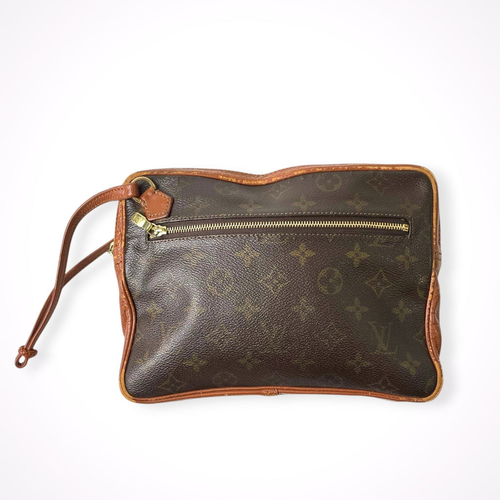 LOUIS VUITTON / モノグラム セカンドバッグ サックスポーツ