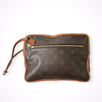 LOUIS VUITTON / モノグラム セカンドバッグ サックスポーツ
