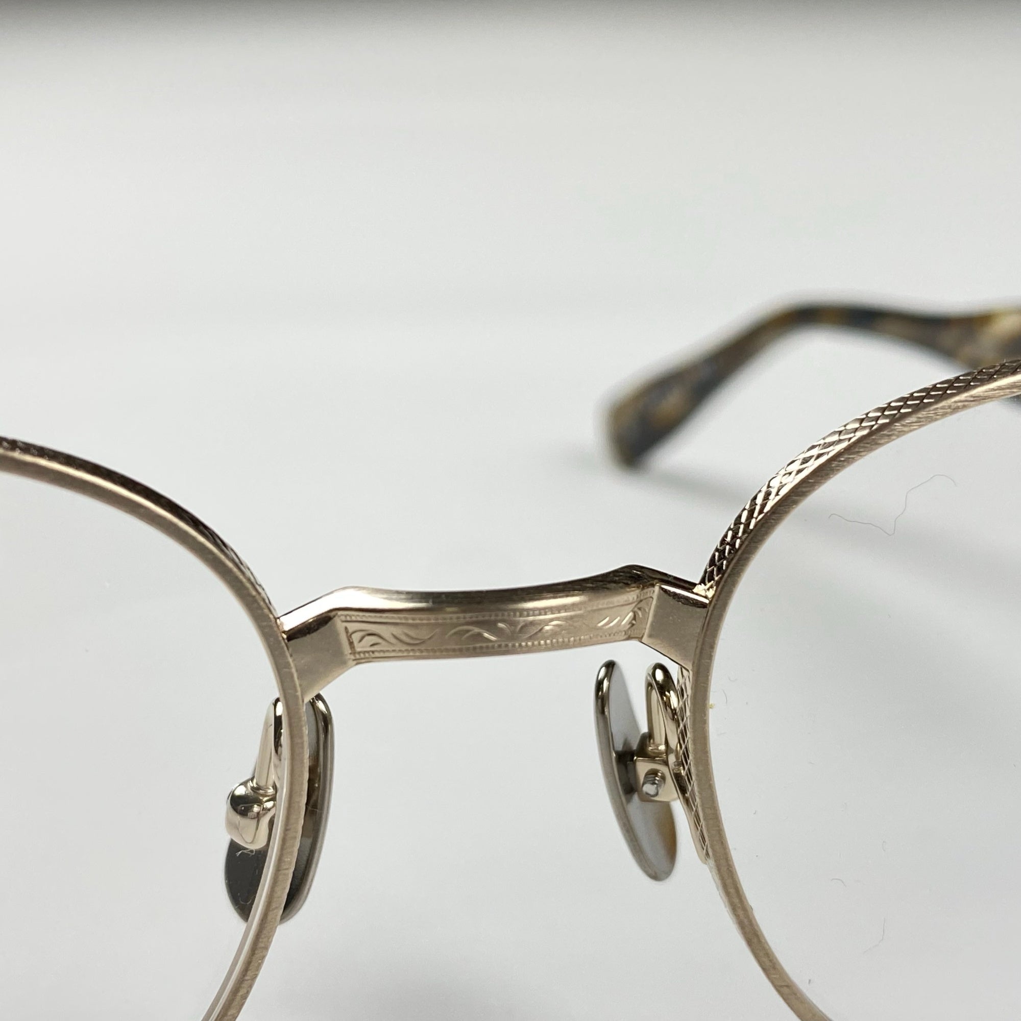 【極美品】 金子眼鏡 最上位Premiumライン / KMP-20 シルバーコンビ 眼鏡 METALシリーズ 度なしレンズ 参考定価：76,000+tax