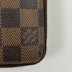 LOUIS VUITTON / ジッピーウォレット N60015 CA0197 参考定価：120,000程度