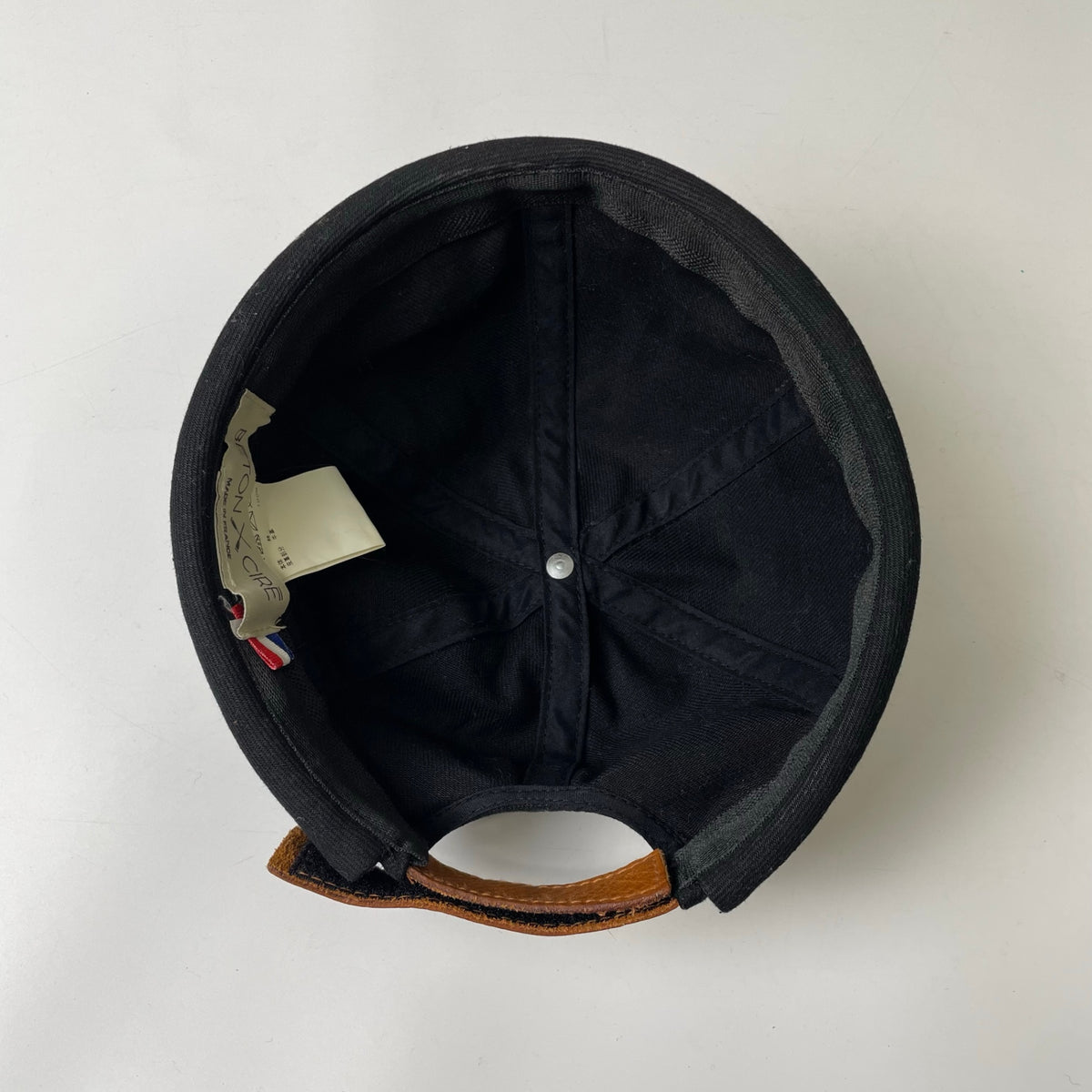BETON CIRE / フィッシャーマンズキャップ 参考定価：15,000程度 SIZE：調整可能