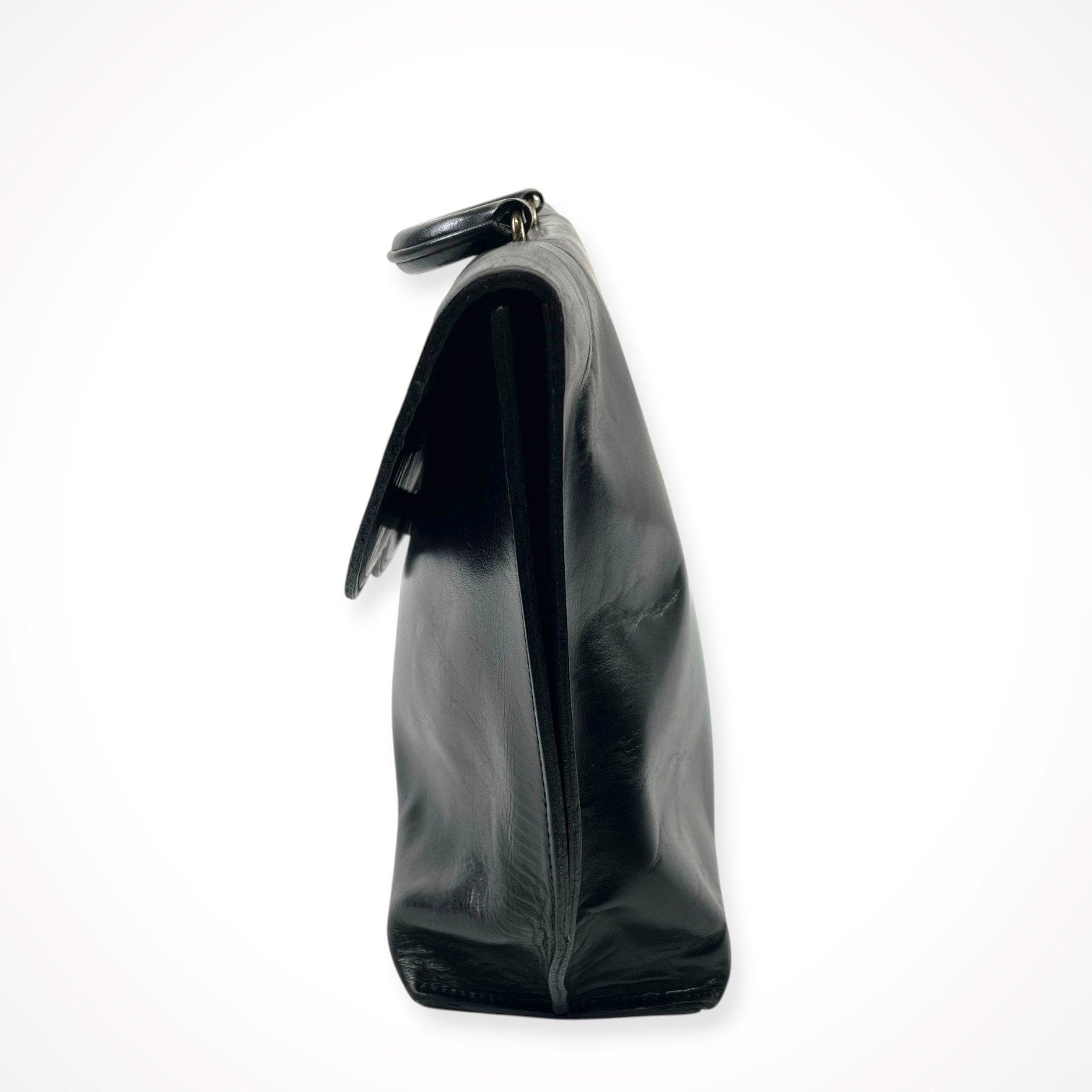 B.stuff / メタルパーツレザーハンドバッグ 参考定価：45,000程度