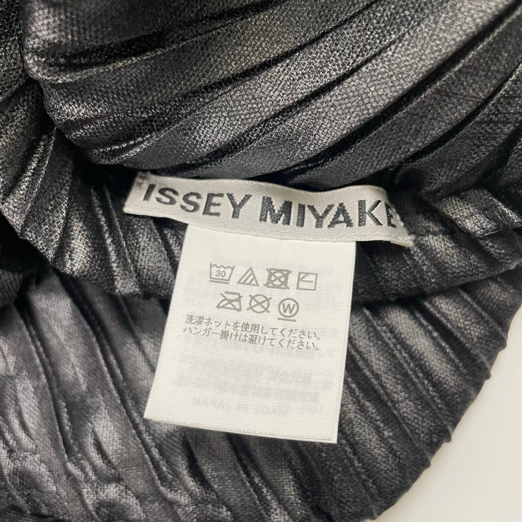ISSEY MIYAKE イッセイミヤケ / ダイアゴナルプリーツジャケット ブラック IM23FO192 SIZE:2