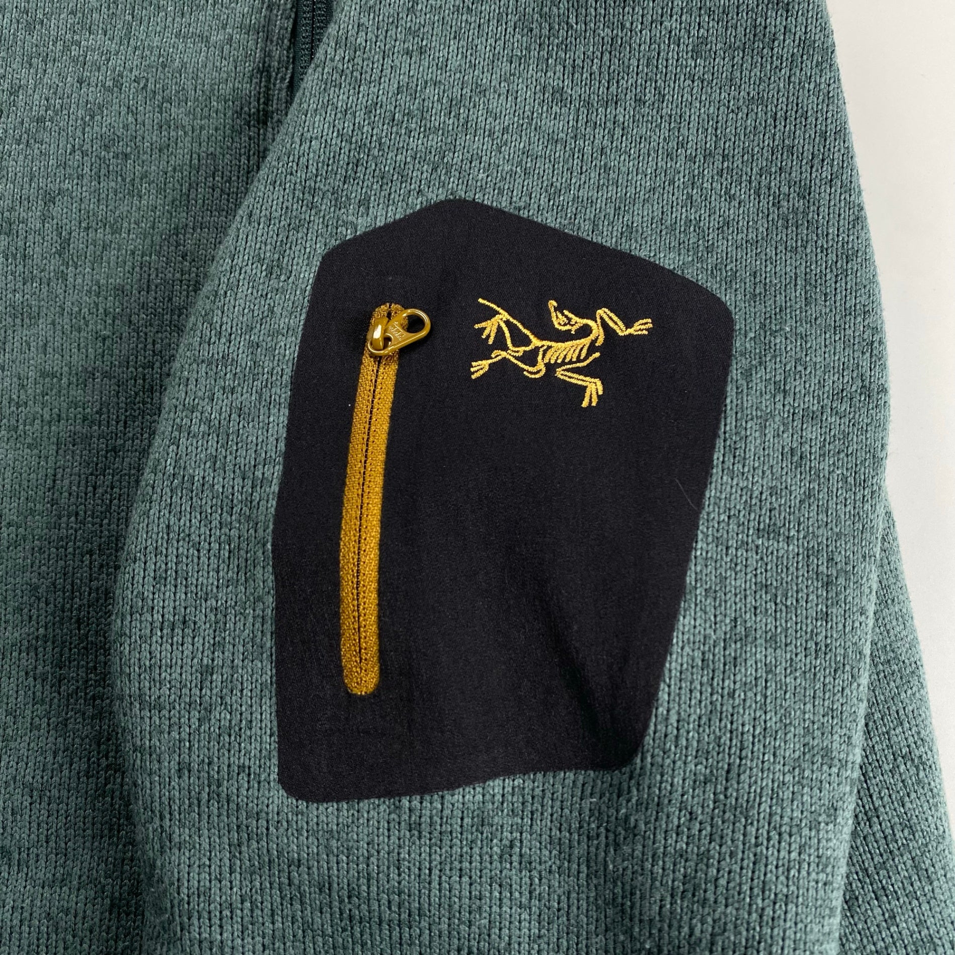 【ユニセックス】 ARC'TERYX アークテリクス / COVERT CARDIGAN コバート カーディガン 金刺繍 ニット ジャケット SIZE:XL