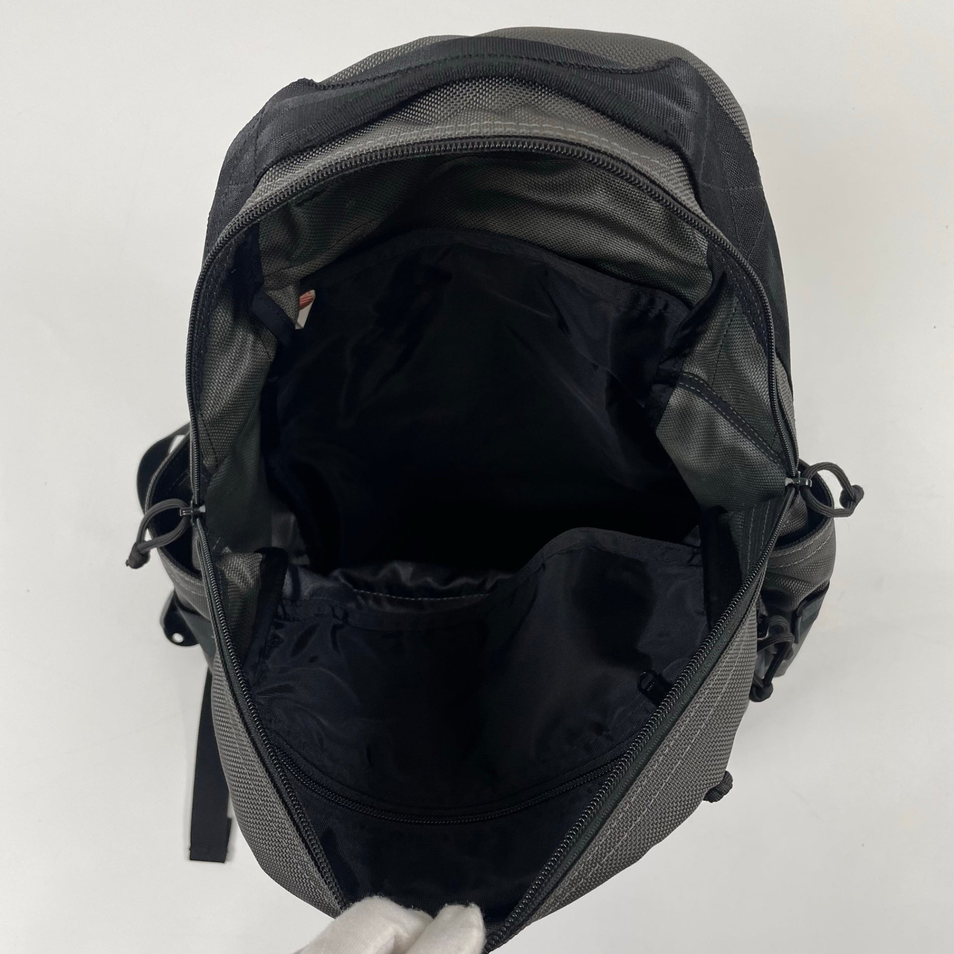 BRIEFING / ATTACK PACK 廃番STEELカラー 参考定価：60,000程度