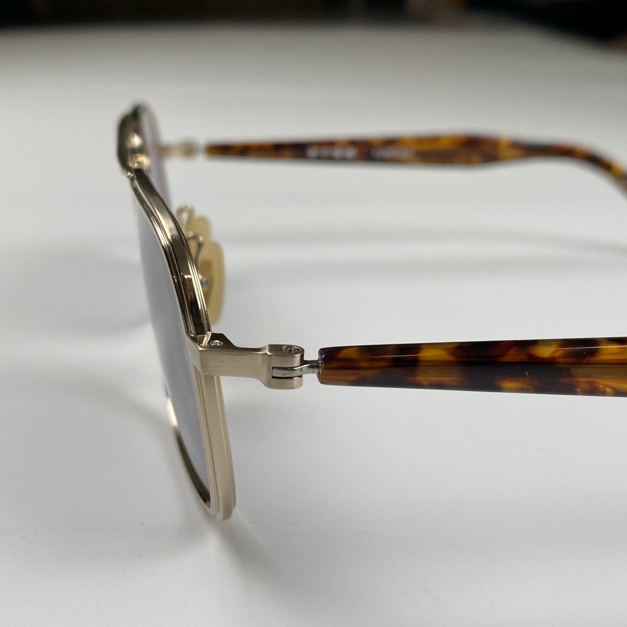 【極美品】 金子眼鏡 ヴィンテージコレクション / ブリッジデザイン サングラス KVS-31 BWG 参考定価：66,000+tax