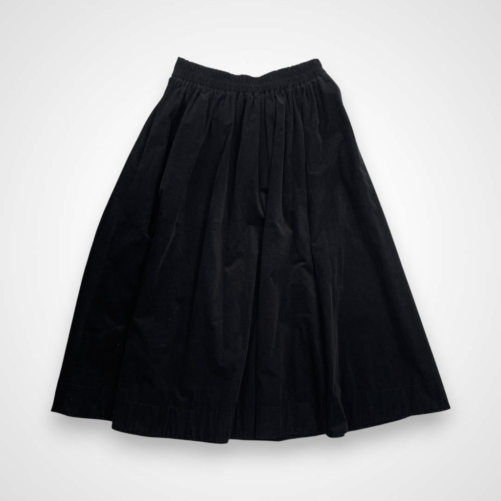 LE GLAZIK ル グラジック / 細畝コーデュロイスカート ブラック 参考定価：16,000+tax SIZE:36