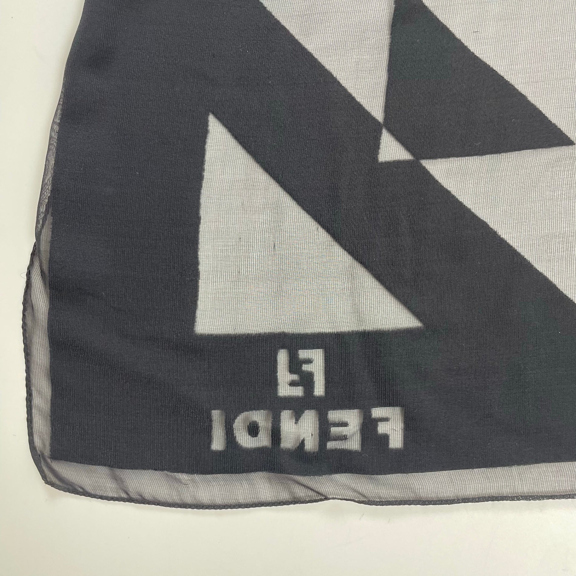 FENDI フェンディ / ヴィンテージシルクMIXシアースカーフ SIZE:95cm×95cm