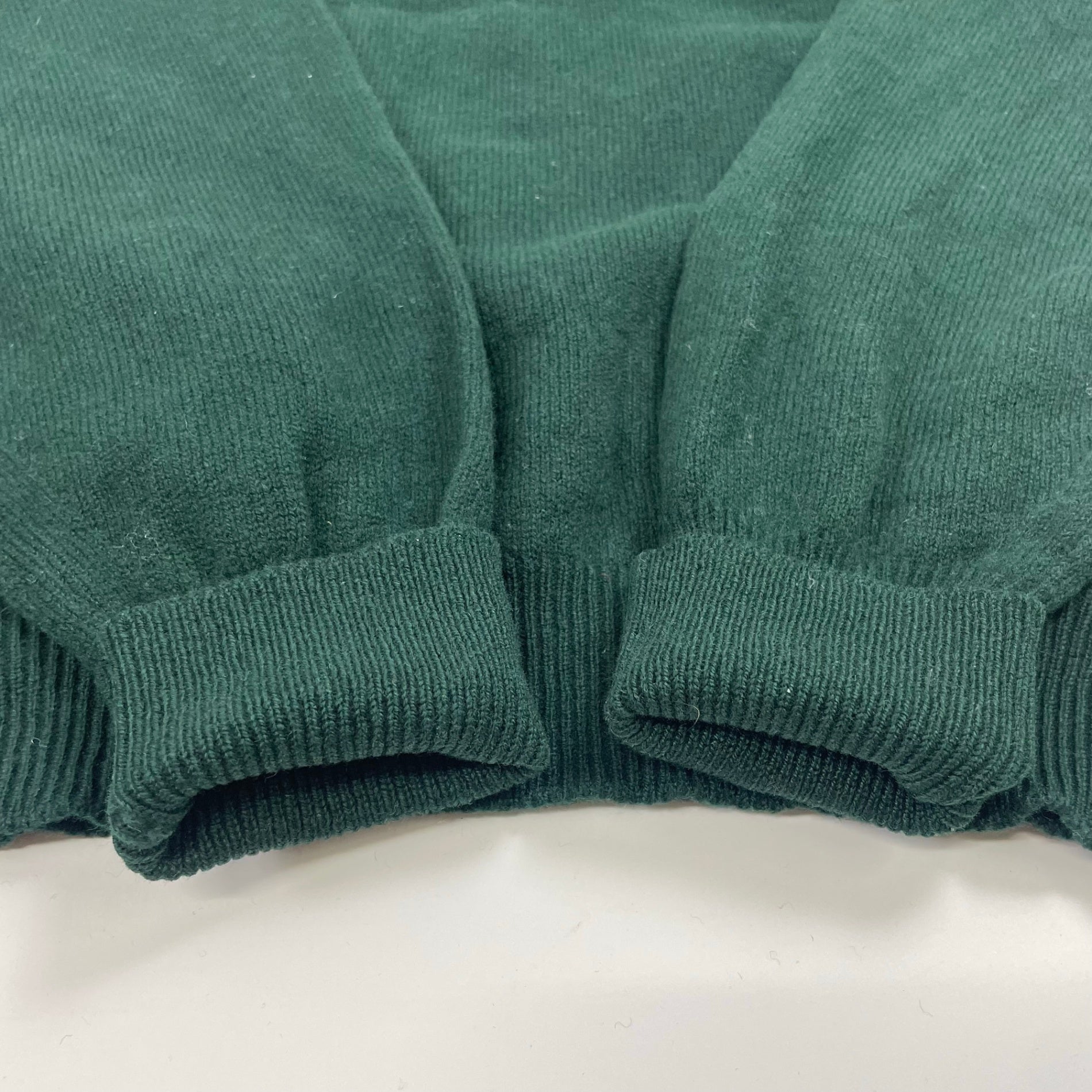 Burberry's バーバリーズ / ヴィンテージエンブレムニット スコットランド製 SIZE：38