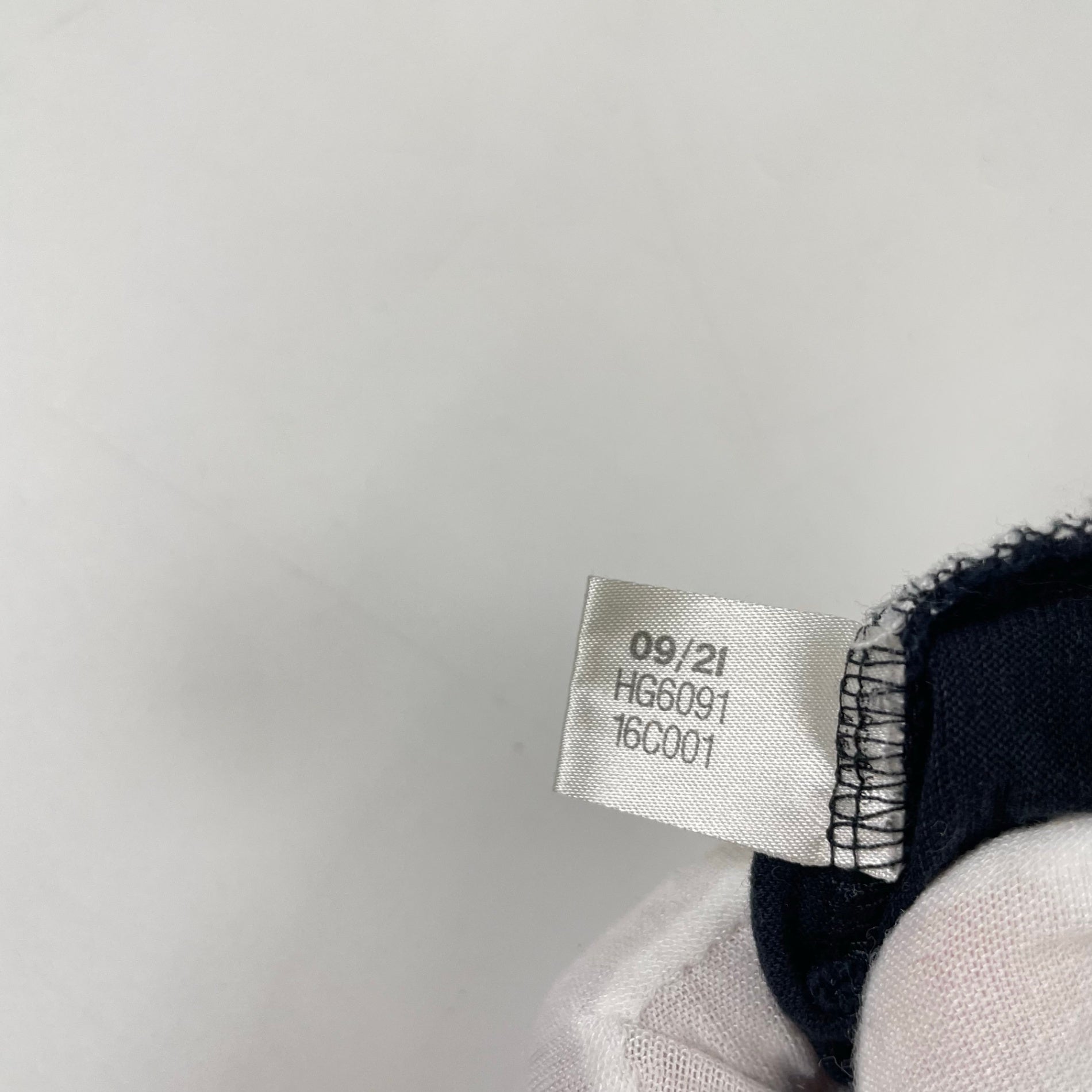 Y-3 / 20th anniversary TEE HG6091 SIZE:L