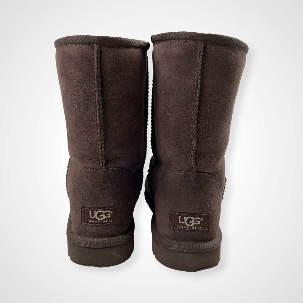 UGG アグ / CLASSIC SHORT ムートンブーツ ブラウン 5825 試着程度 参考定価：30,000程度 SIZE：24cm