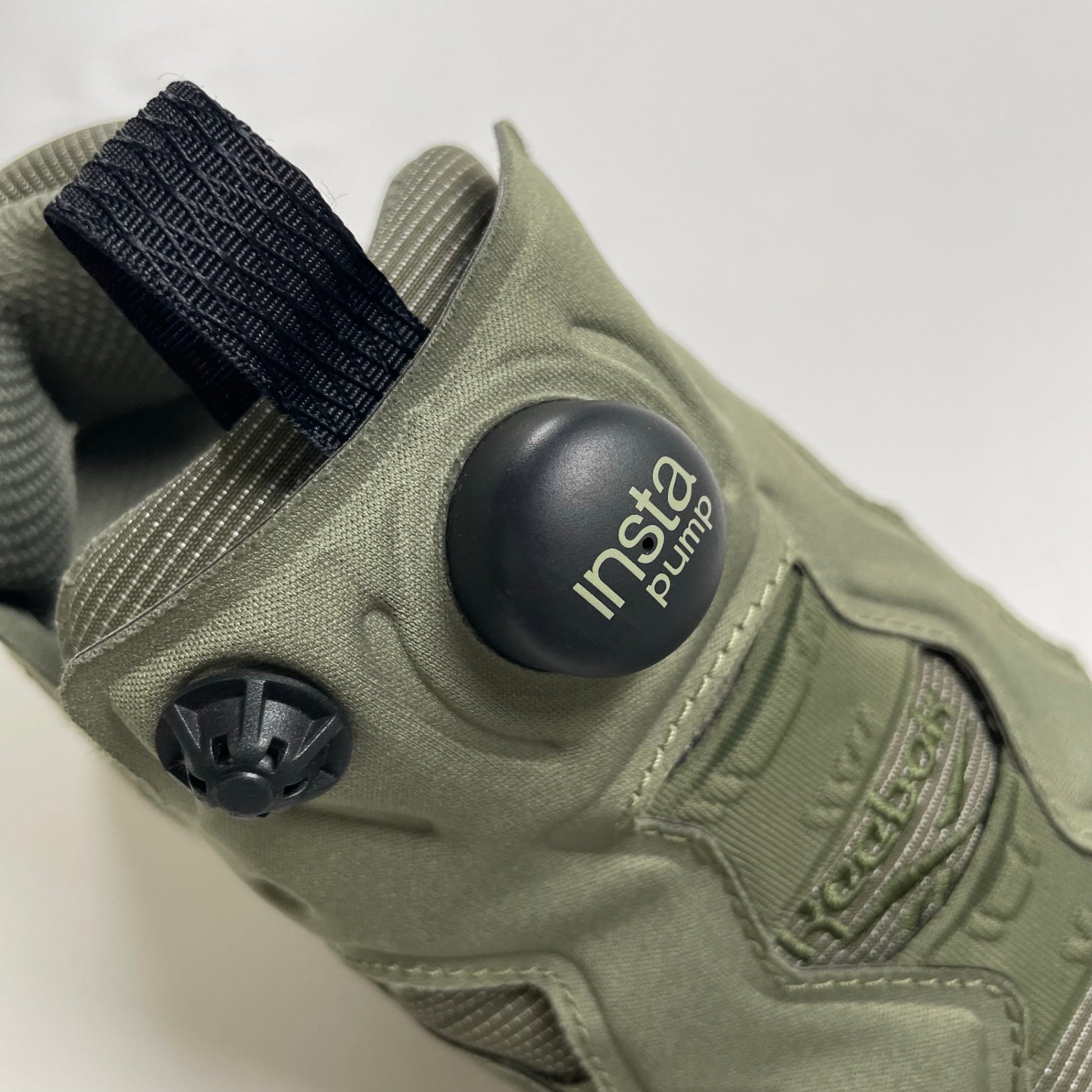 Reebok リーボック / INSTAPUMPFURY MTP スニーカー 参考定価：19,000+tax BD1501 SIZE:23.5