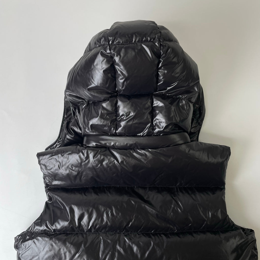 TATRAS / FORNACISダウンベスト 参考定価：74,000程度 SIZE:03