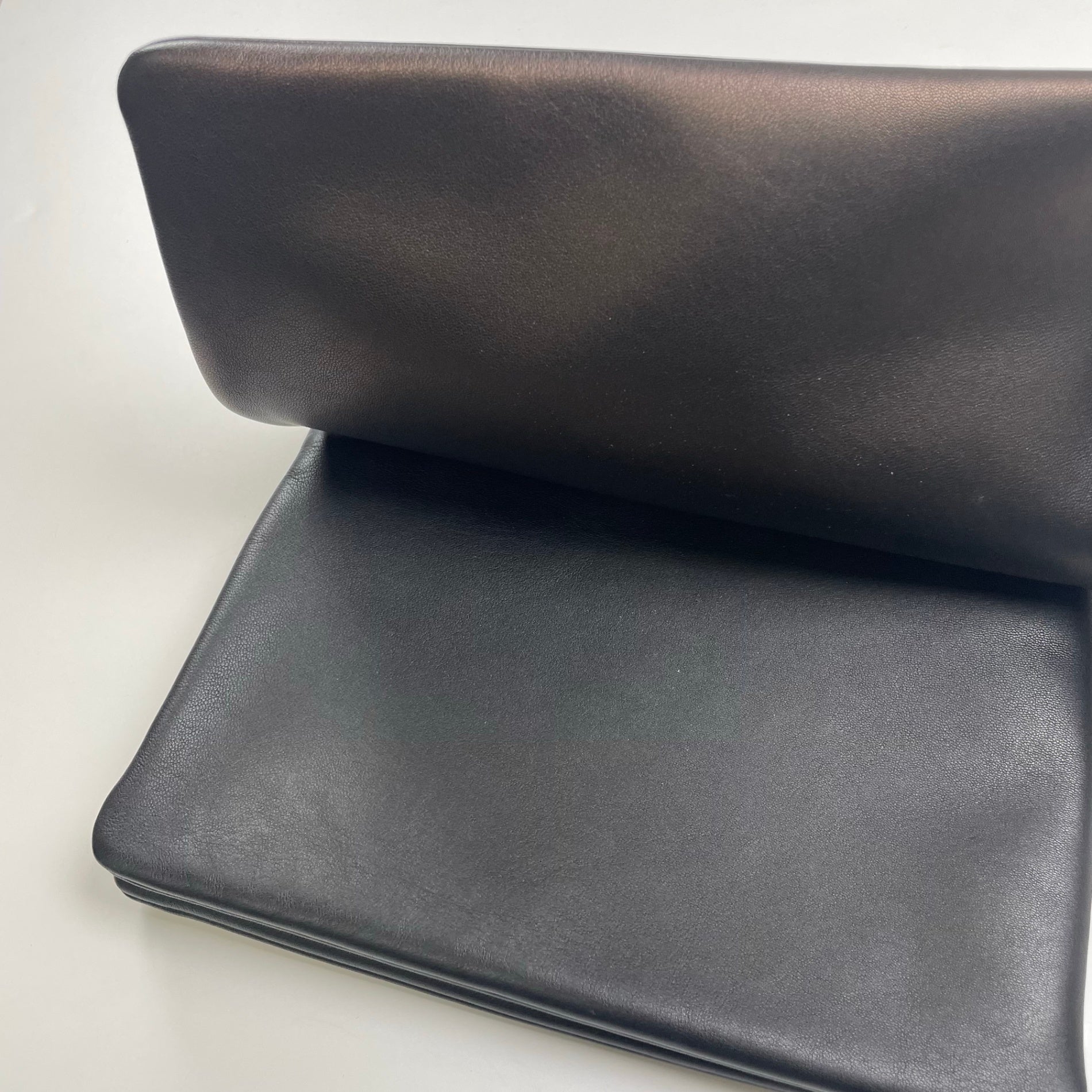 CELINE セリーヌ / トリオラージ ショルダーバッグ ブラック  フィービー期 参考定価：150,000+tax