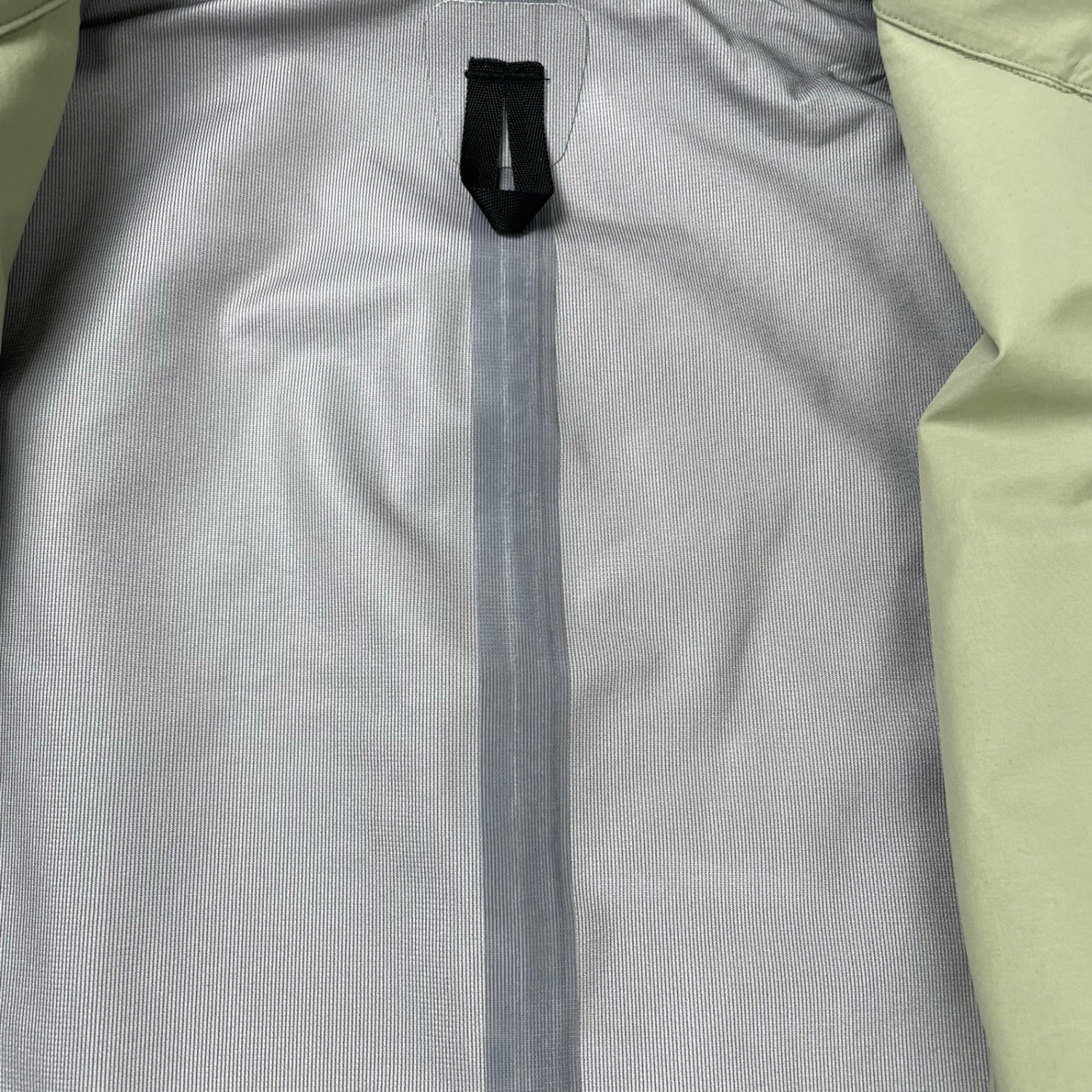 UNUSED アンユーズド / Nylon Coat US2351 未使用 参考定価：64,000+tax SIZE:2